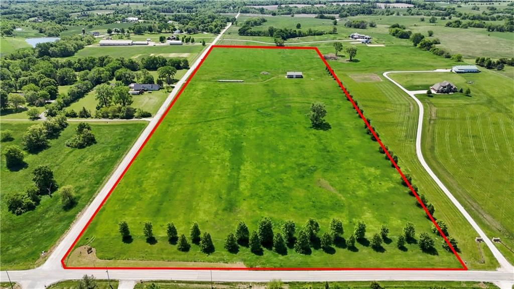 4500 W 223 Street, Bucyrus, KS