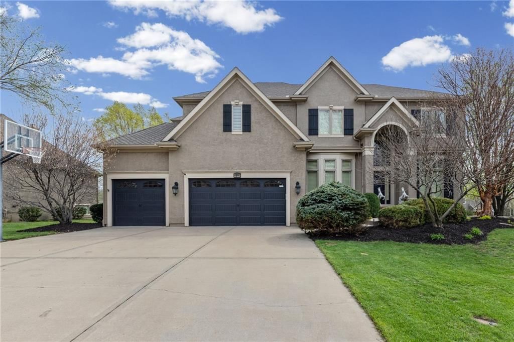 14813 Rosewood Drive — photo 2