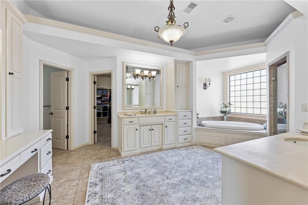 14813 Rosewood Drive — photo 32