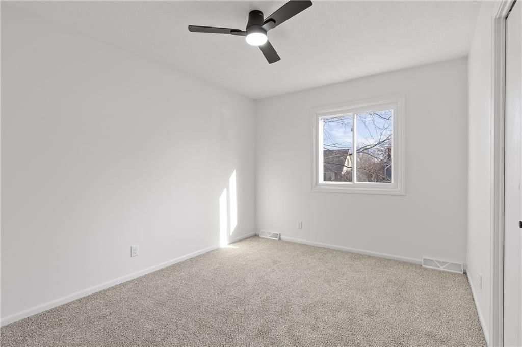 409 S Chambery Drive — photo 21