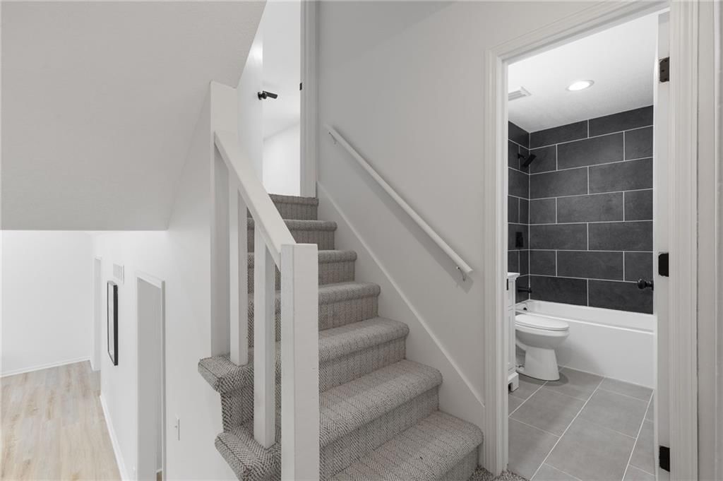 409 S Chambery Drive — photo 23