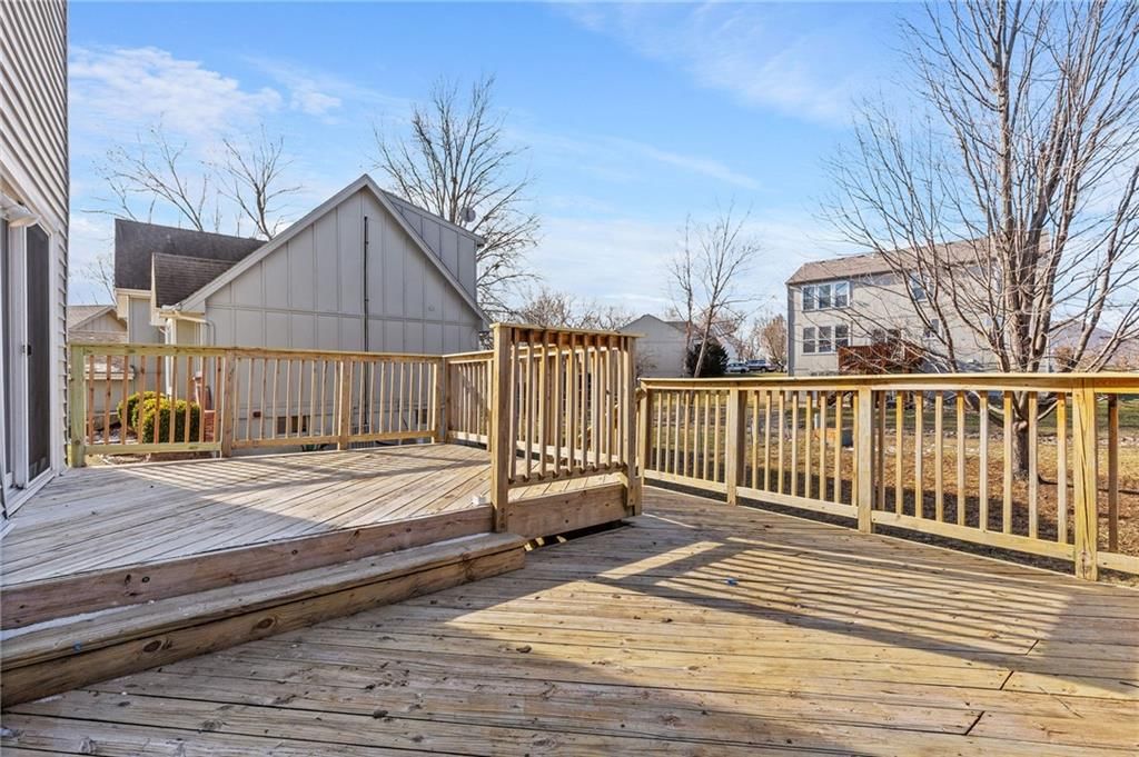 409 S Chambery Drive — photo 34