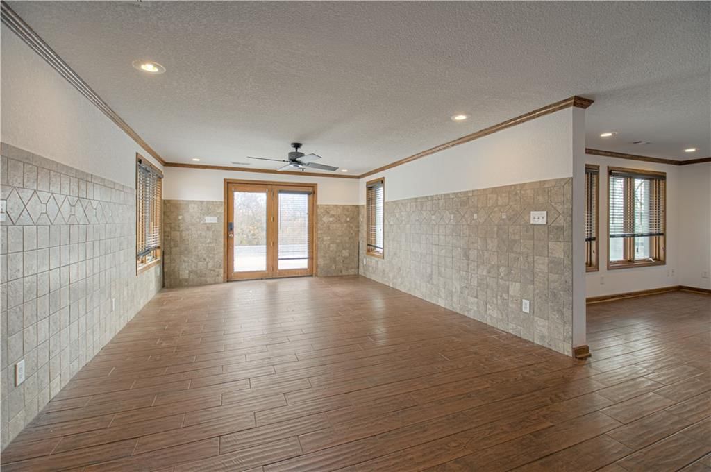 16294 Eastlake Drive — photo 27