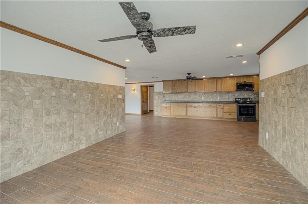 16294 Eastlake Drive — photo 28