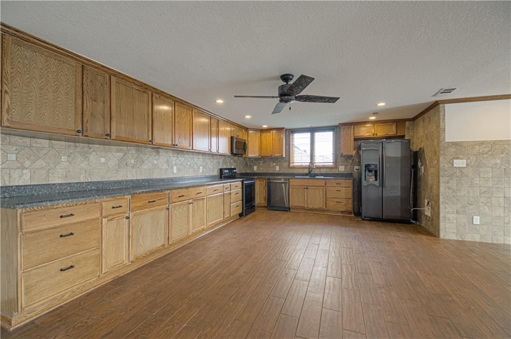 16294 Eastlake Drive — photo 29