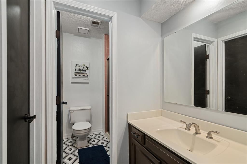 12024 Goodman Street — photo 27