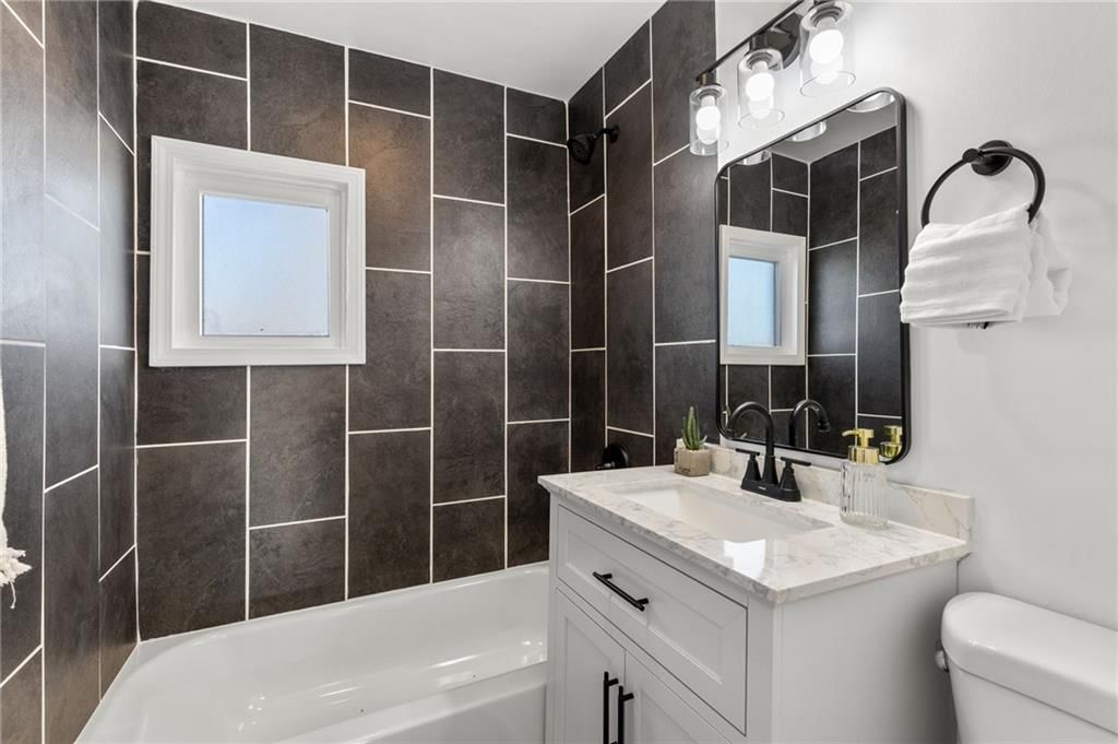 137 W 85th Street — photo 15