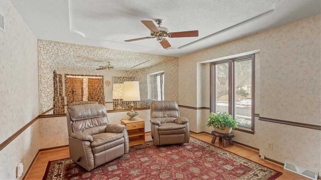12325 W 100th Street — photo 3