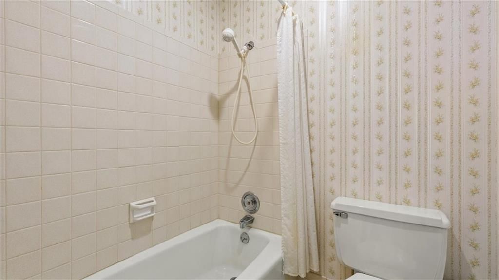 12325 W 100th Street — photo 15