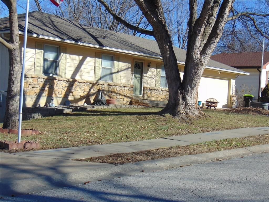 1104 Halsey Terrace — photo 3