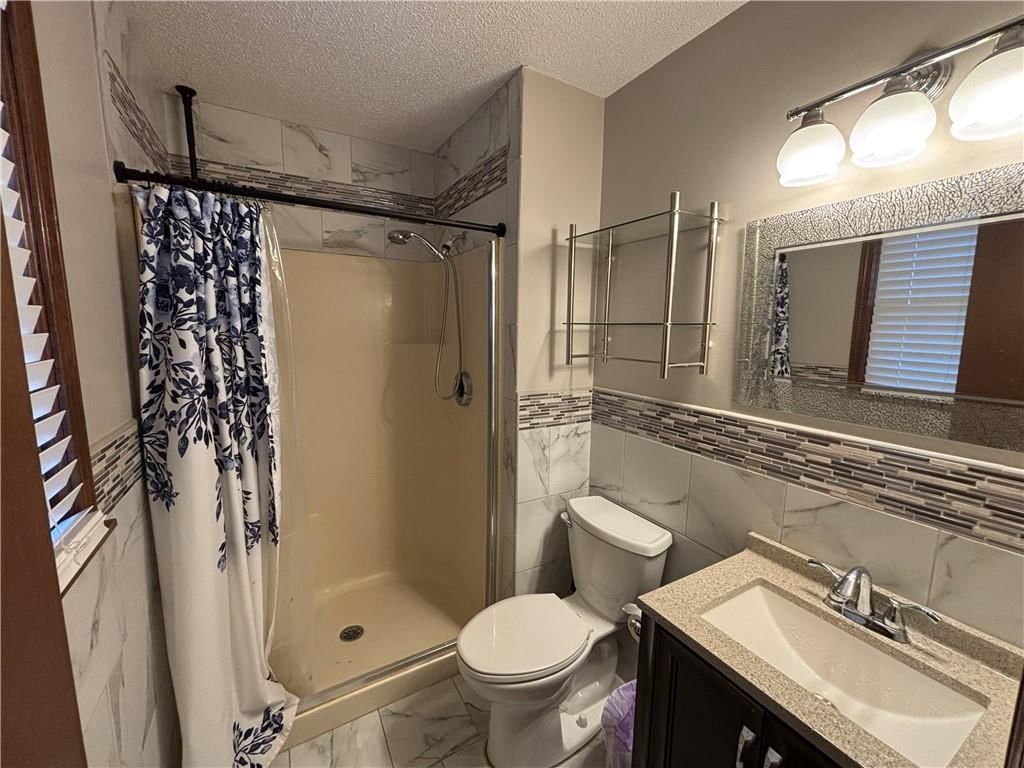 1104 Halsey Terrace — photo 24