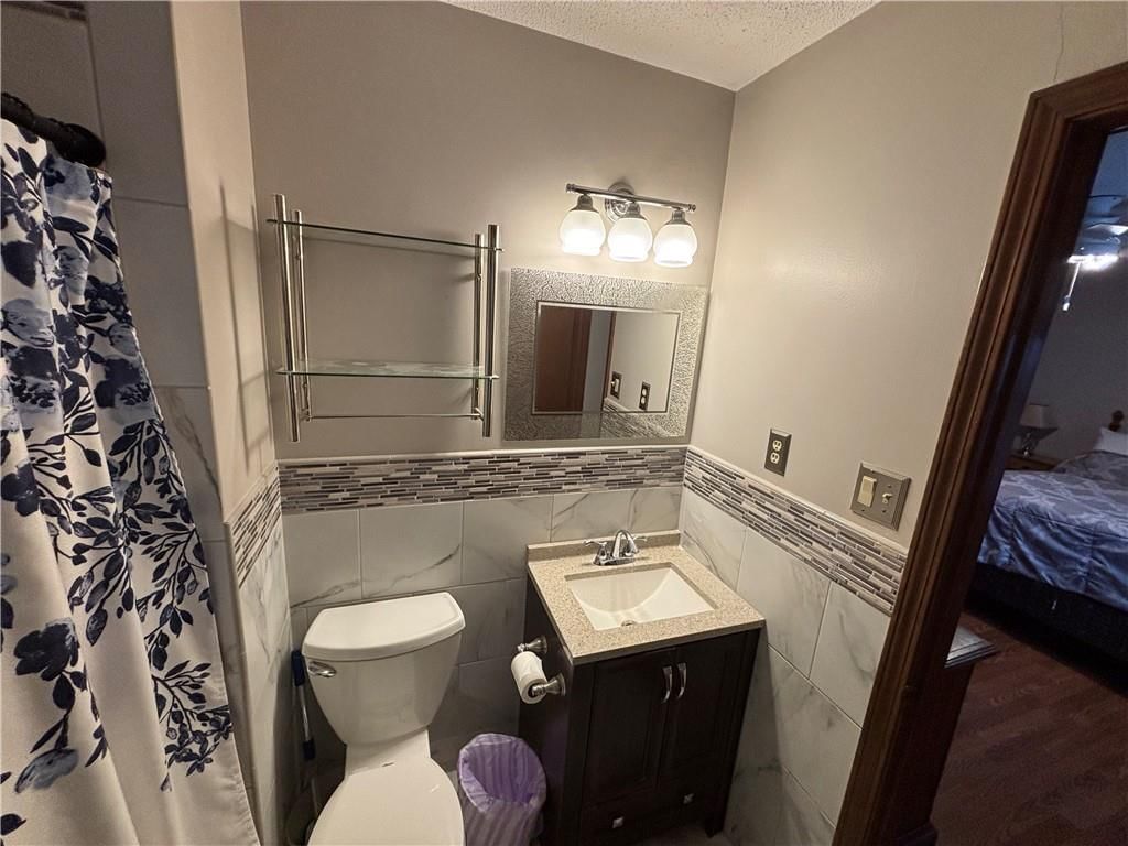 1104 Halsey Terrace — photo 27