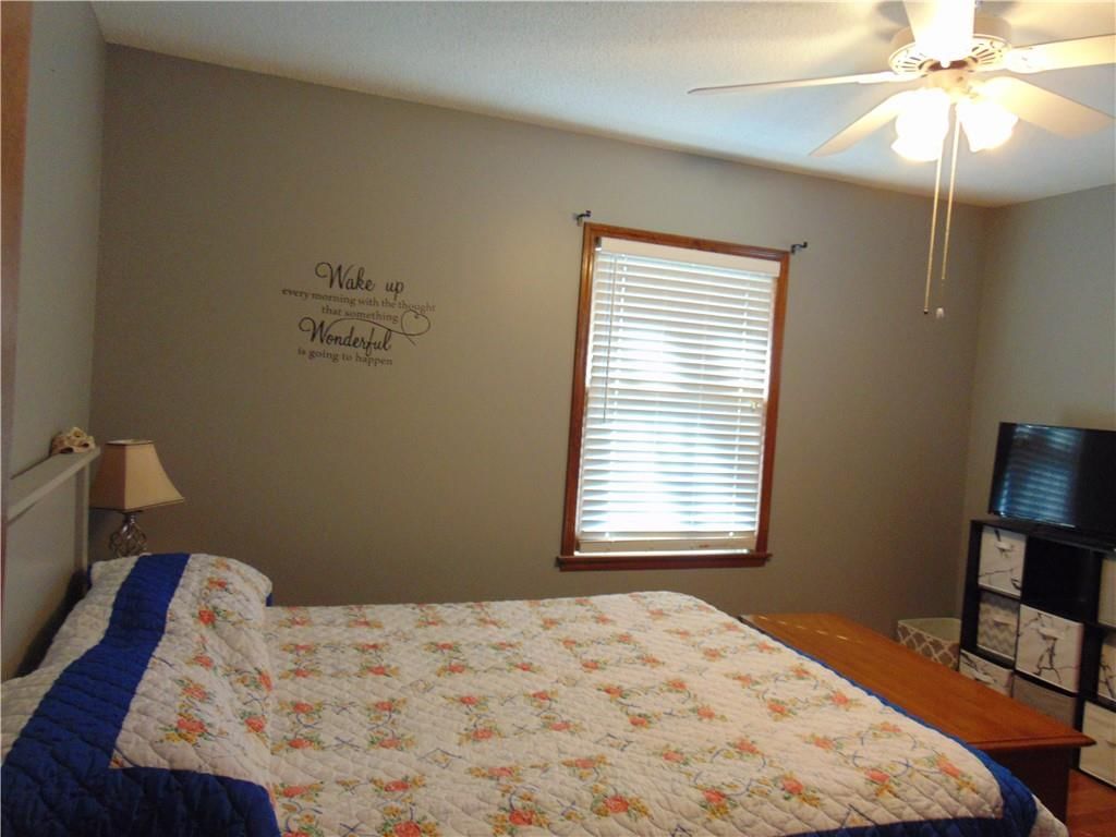 1104 Halsey Terrace — photo 28