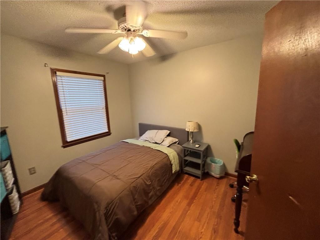 1104 Halsey Terrace — photo 31