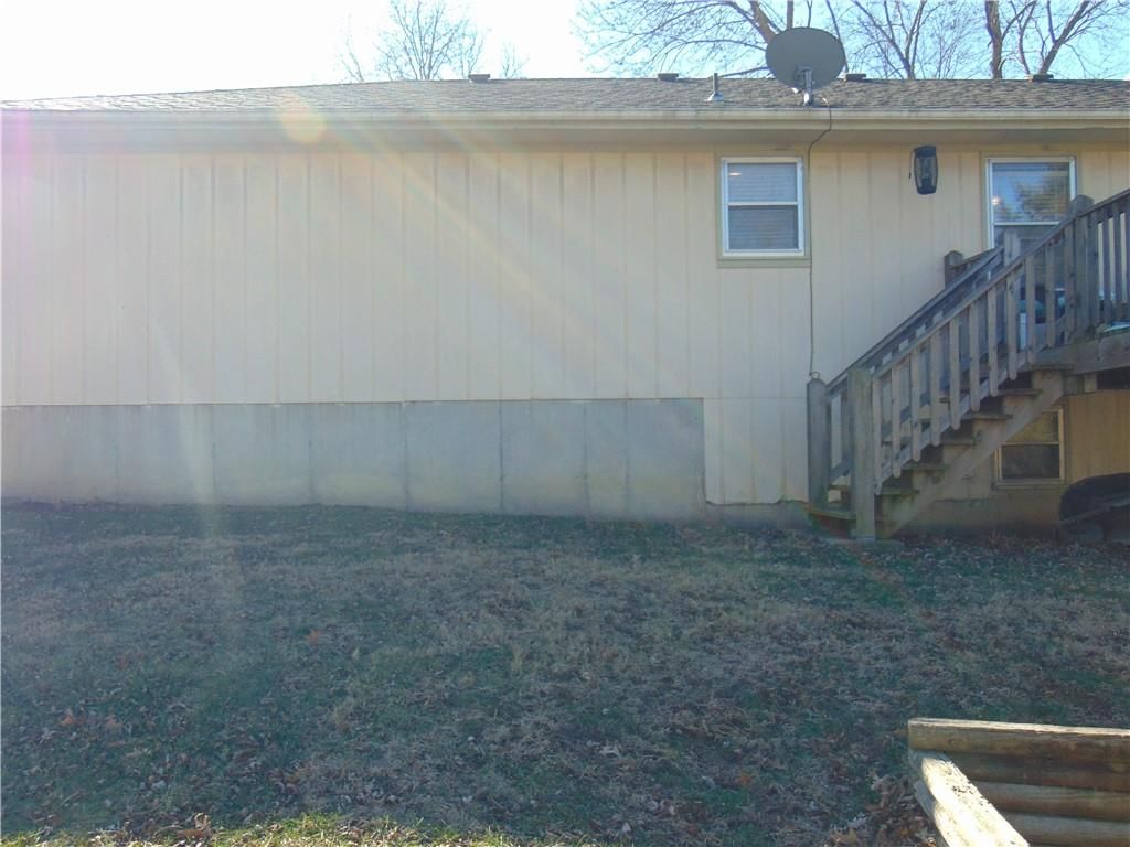 1104 Halsey Terrace — photo 39
