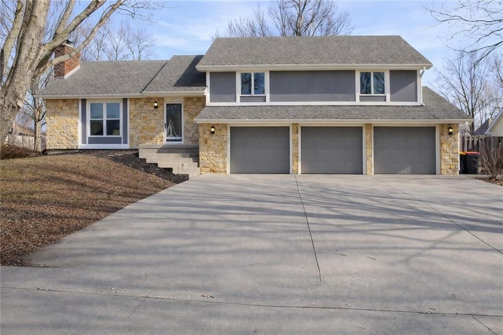 2017 Joy Street, Excelsior Springs, MO