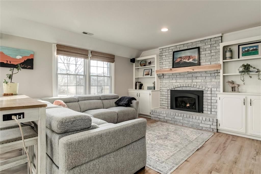 14739 S Locust Street — photo 13