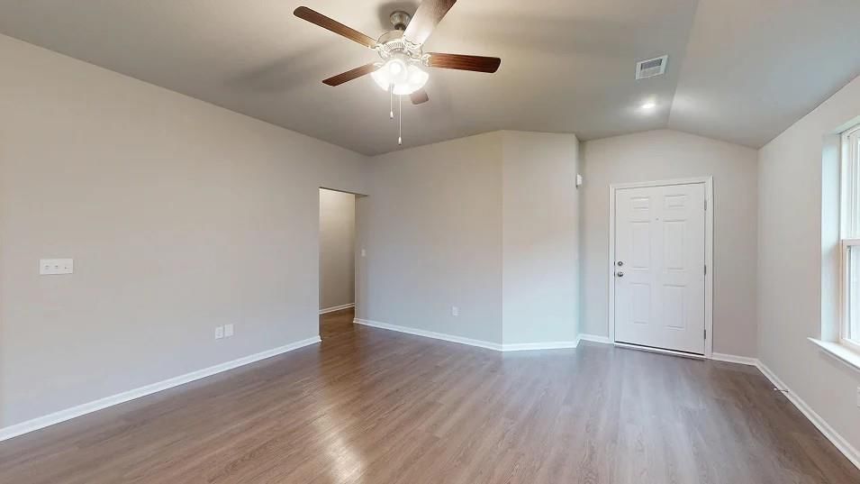 534 W Bluebird Street — photo 6