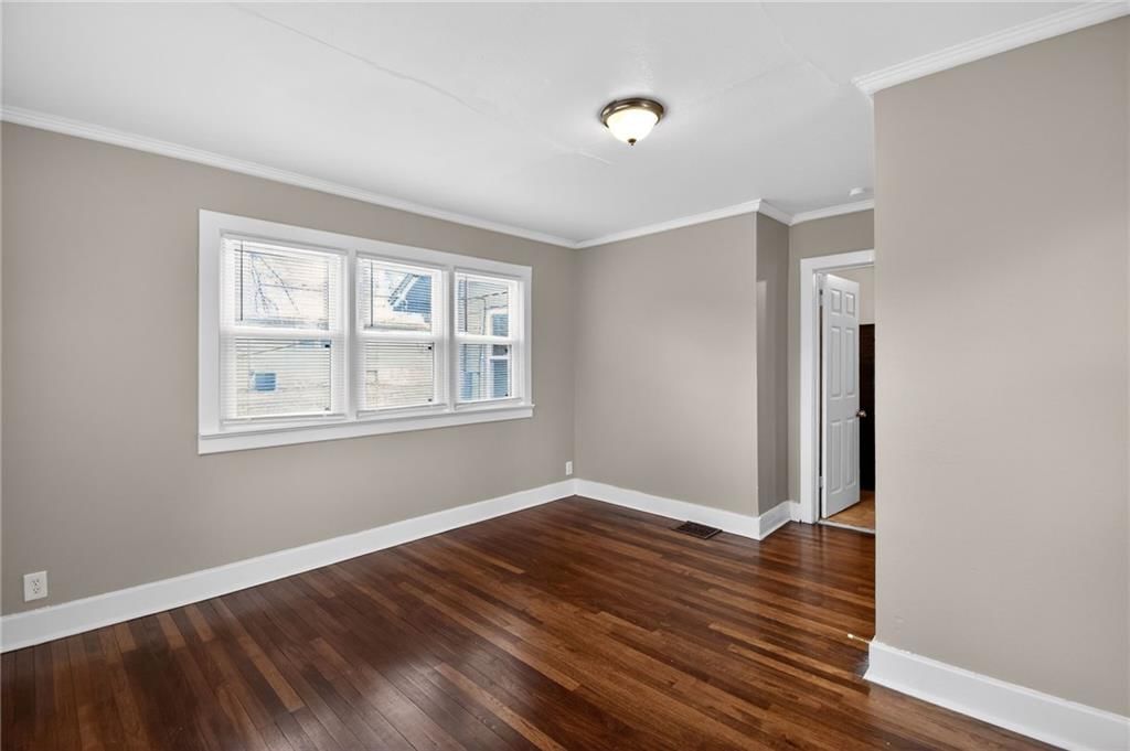 2407 E 68th Terrace — photo 7