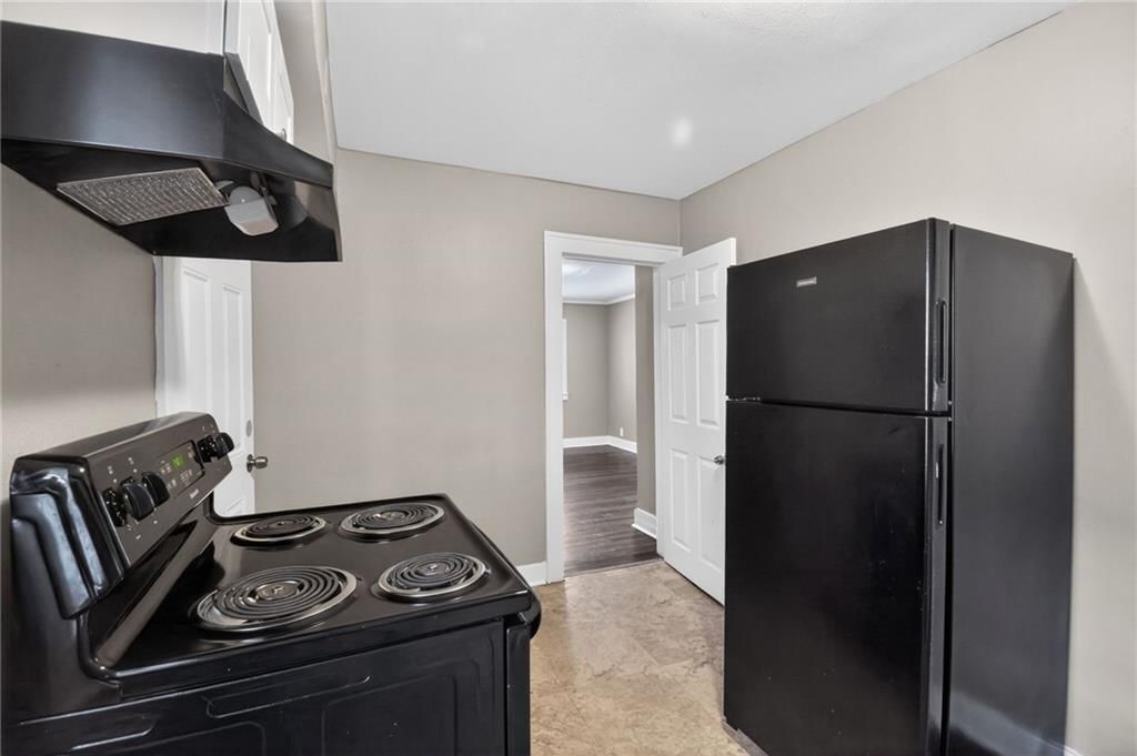 2407 E 68th Terrace — photo 16