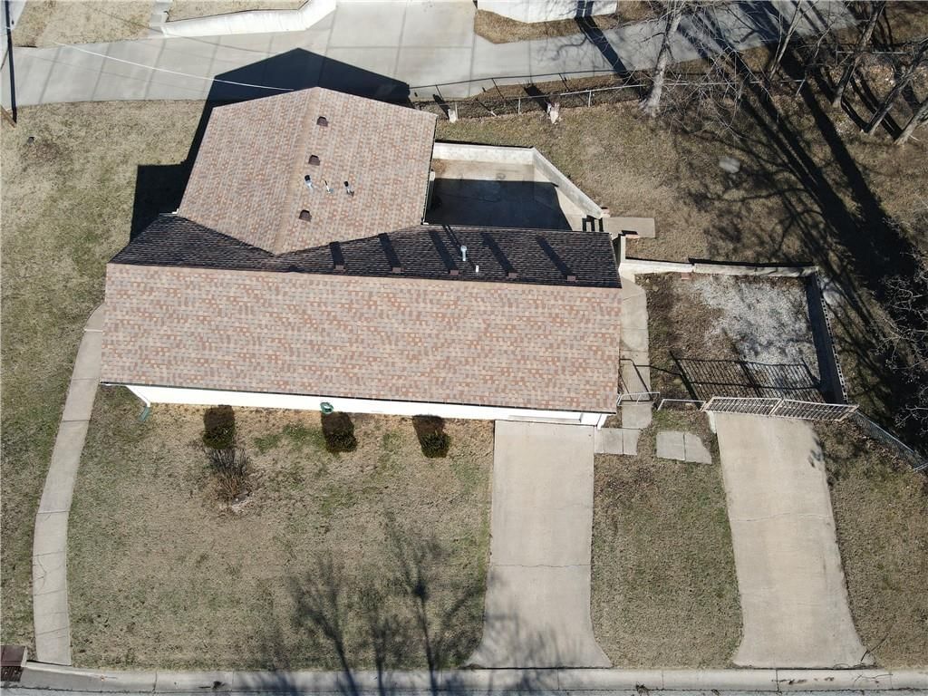 2701 N 74th Street — photo 35