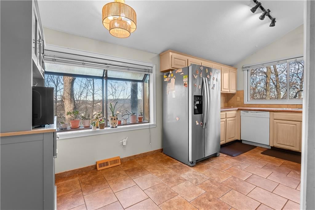 7112 N Belleview Avenue — photo 13