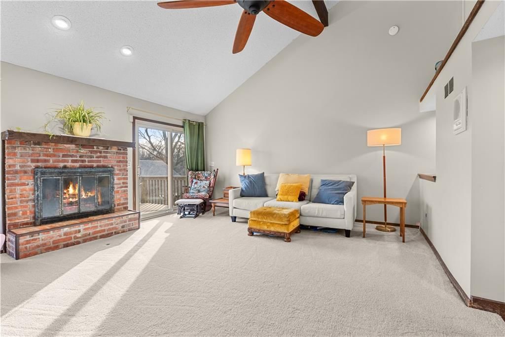 7112 N Belleview Avenue — photo 15