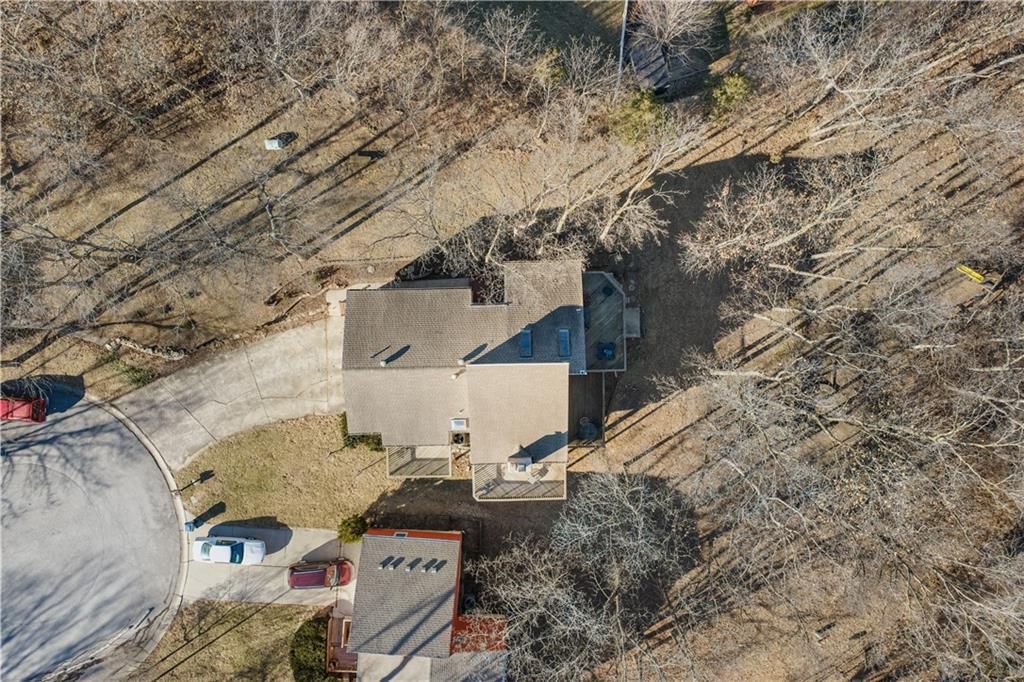 7112 N Belleview Avenue — photo 42