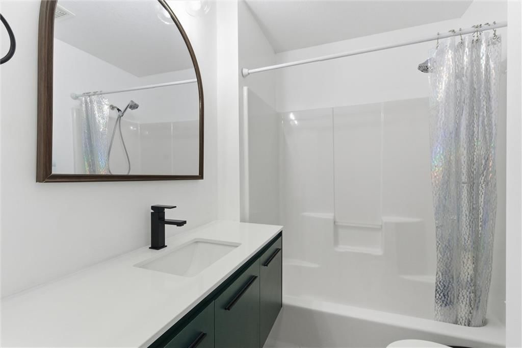 618 W 85th Terrace — photo 13