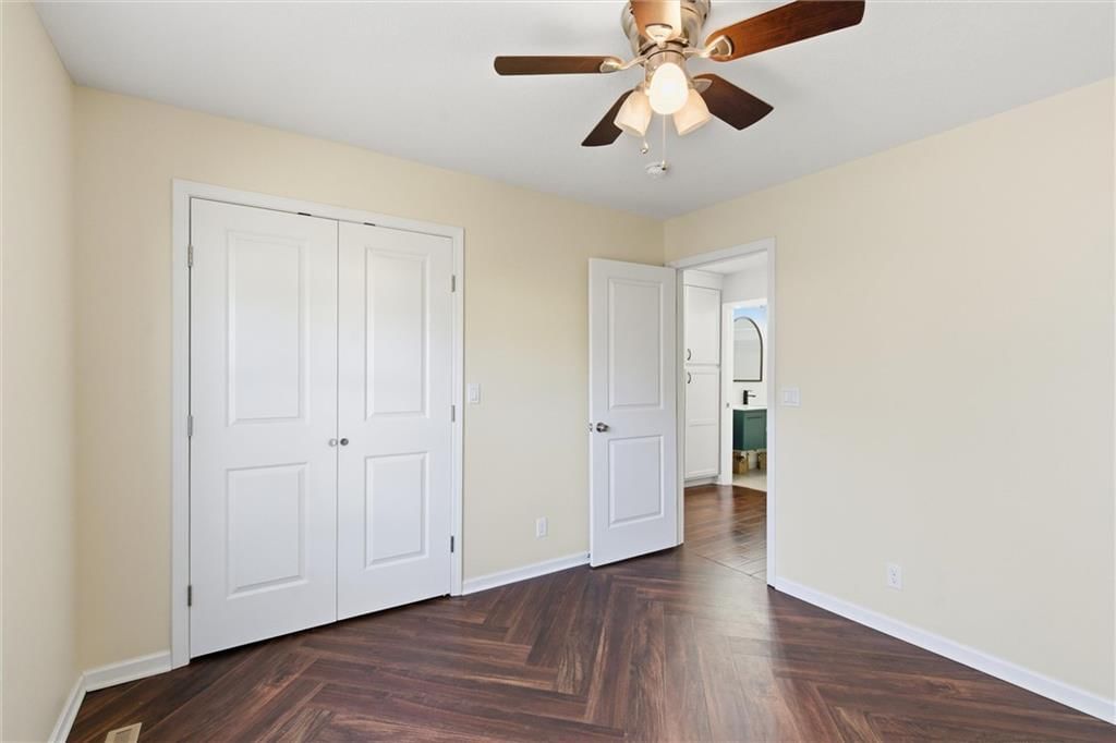 618 W 85th Terrace — photo 15