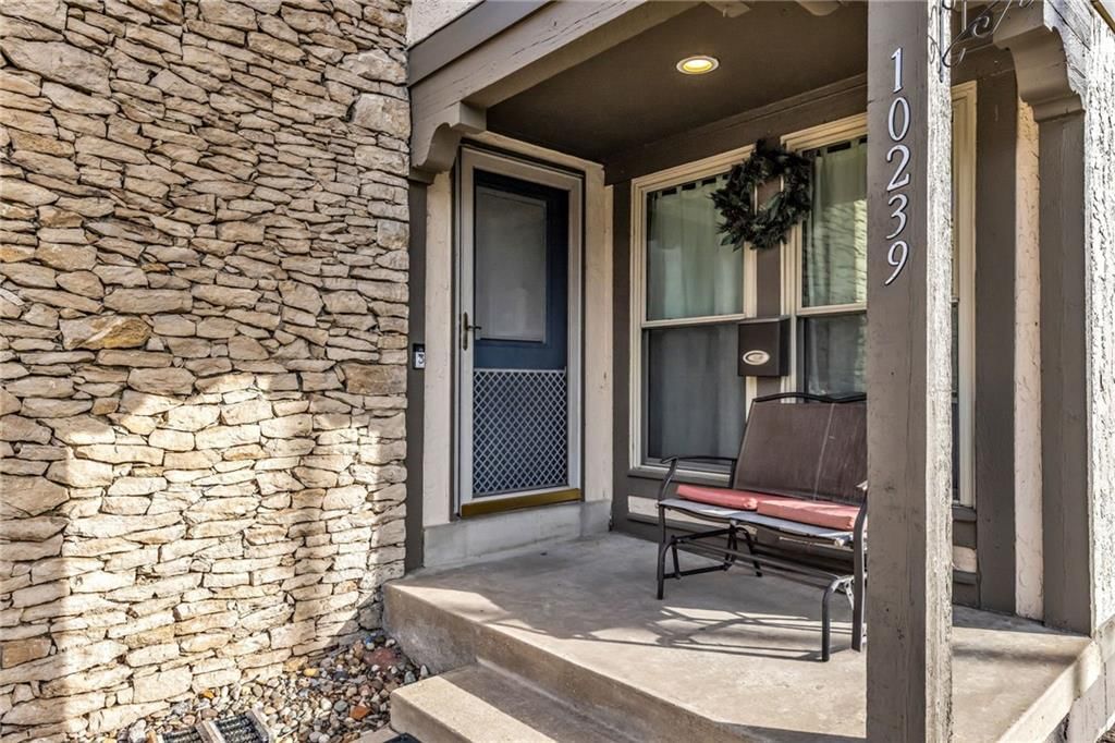 10239 Robinson Street — photo 3