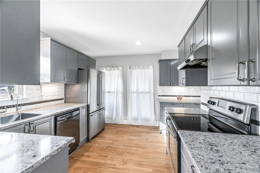 10239 Robinson Street — photo 7