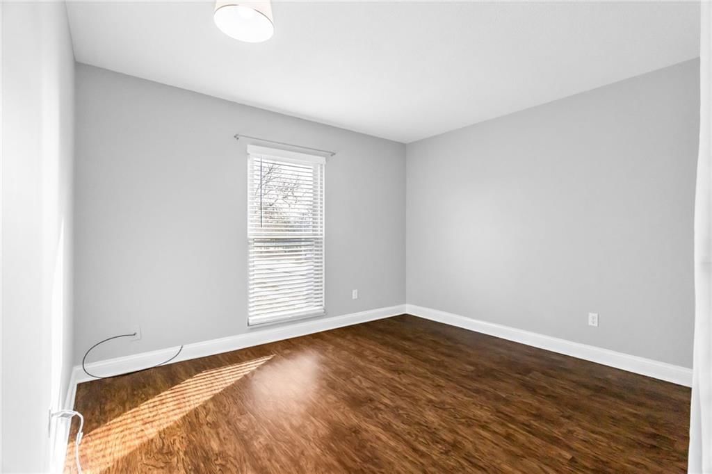 10239 Robinson Street — photo 18