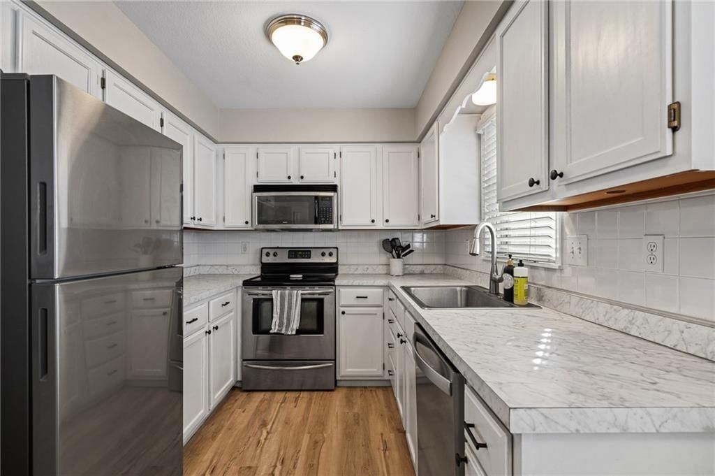 1417 Cedar Street — photo 12