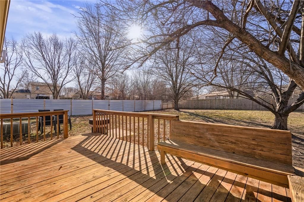 1417 Cedar Street — photo 31