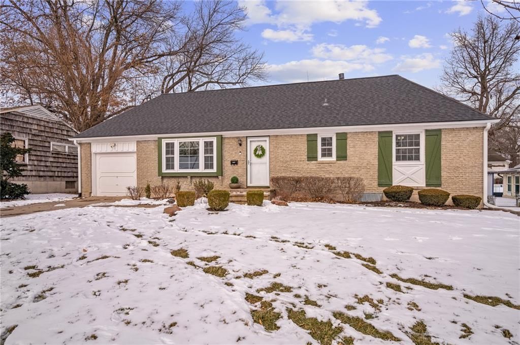 7206 W 71st Terrace, Overland Park, KS