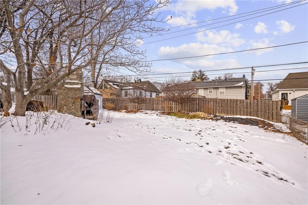 7206 W 71st Terrace — photo 40