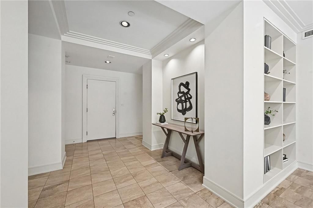 433 Ward Parkway — photo 3