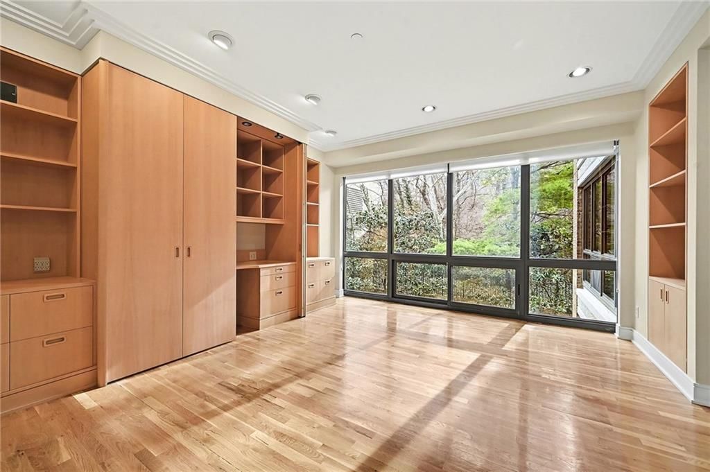 433 Ward Parkway — photo 18