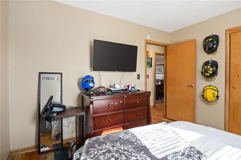 2406 Edmond Street — photo 11