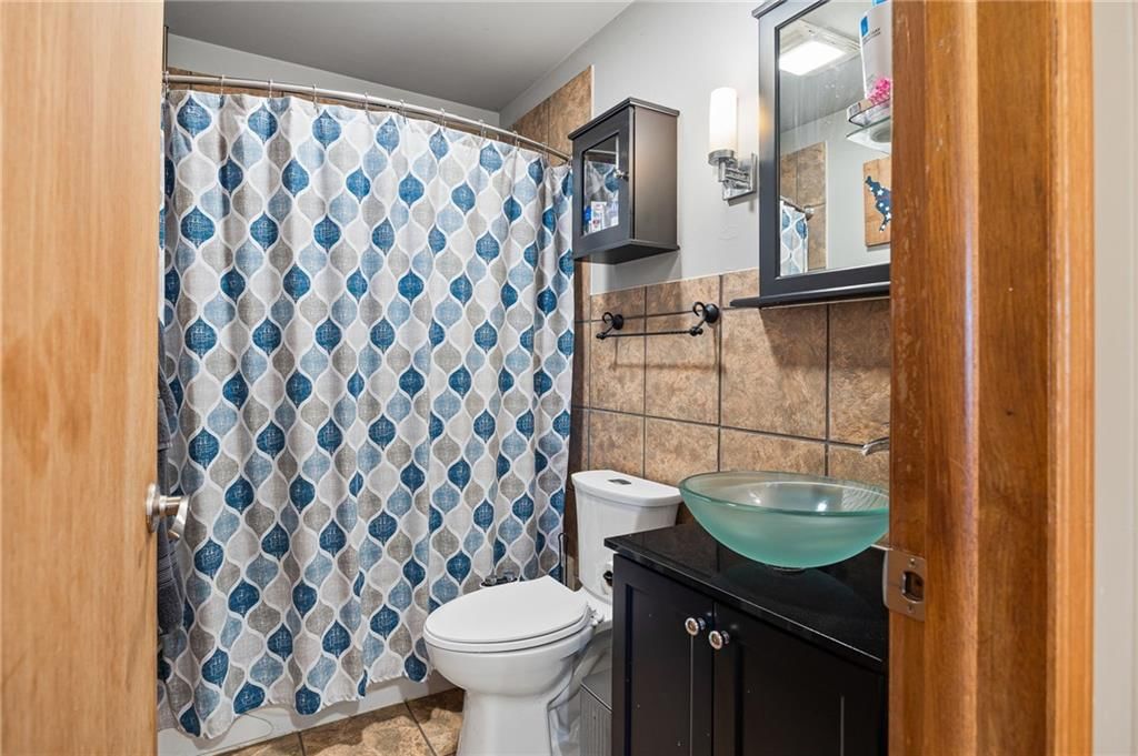 2406 Edmond Street — photo 14