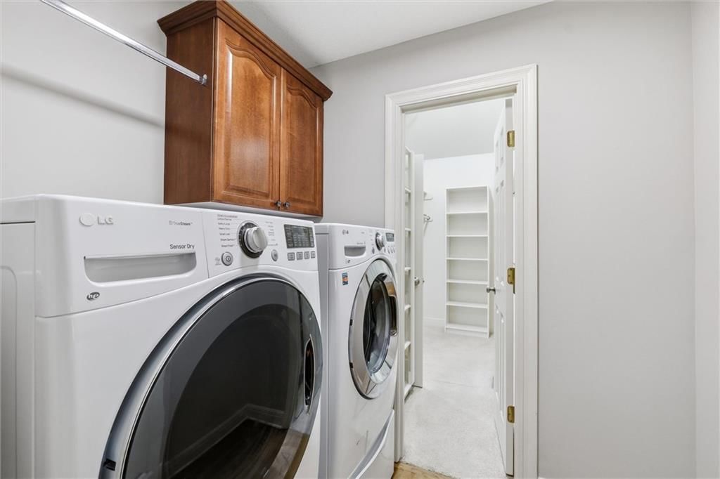 11813 S Hallet Street — photo 20
