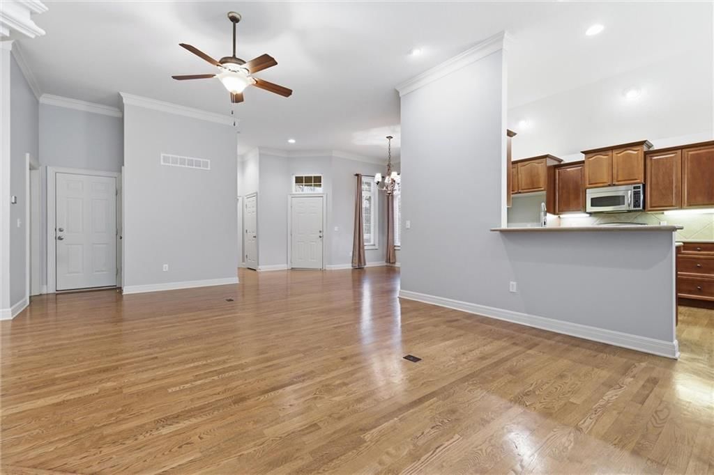 11813 S Hallet Street — photo 22