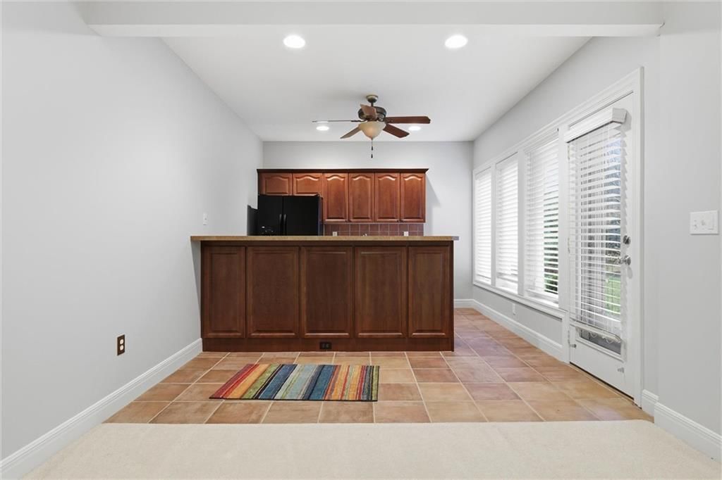 11813 S Hallet Street — photo 29