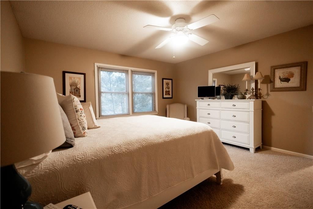 3413 W Colony Square — photo 29