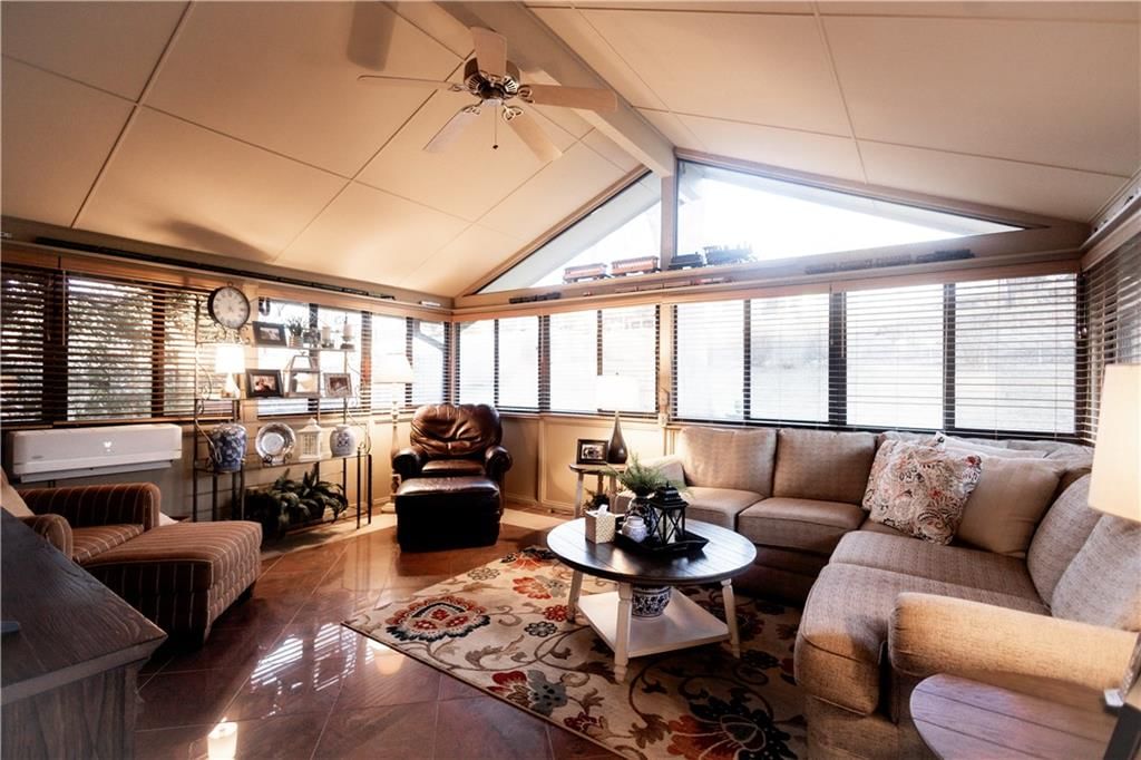3413 W Colony Square — photo 35