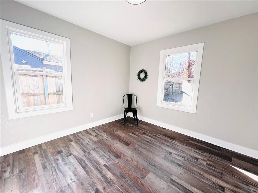 1506 N 61st Terrace — photo 16