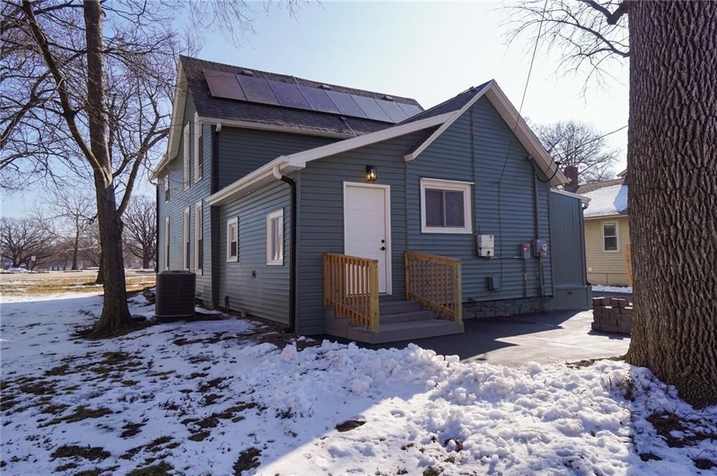216 Main Street — photo 46