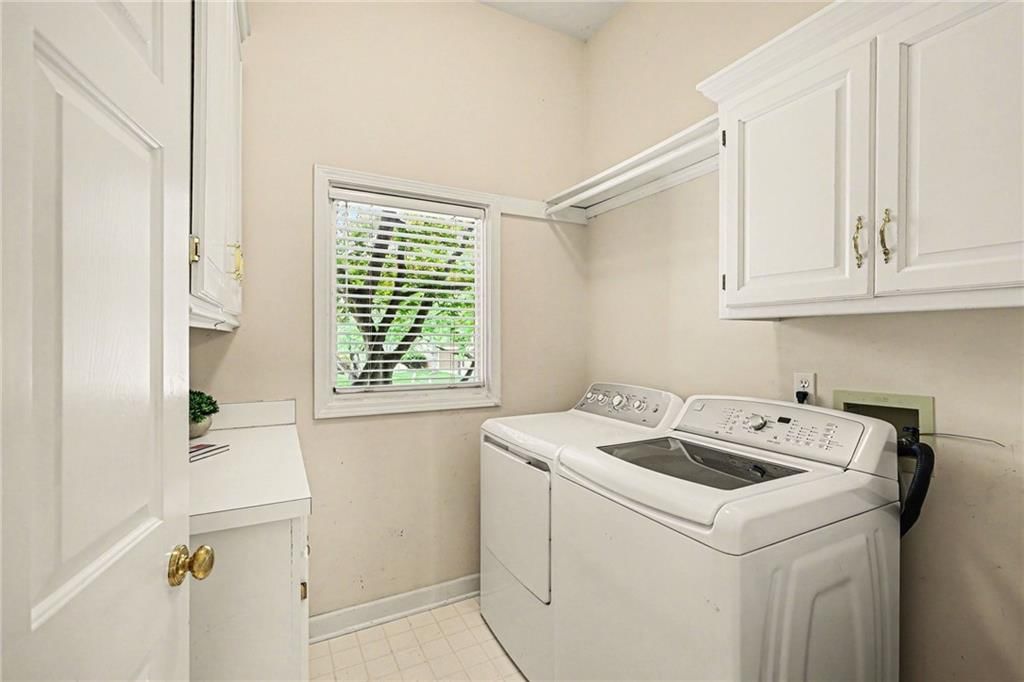 12247 W 128th Street — photo 18