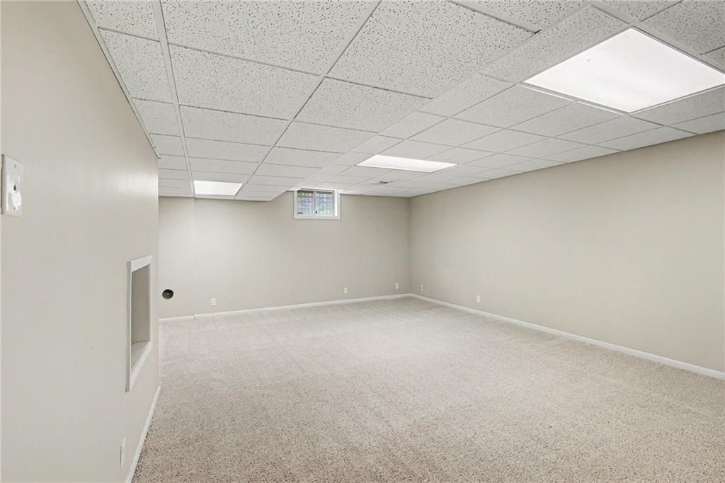 12247 W 128th Street — photo 32